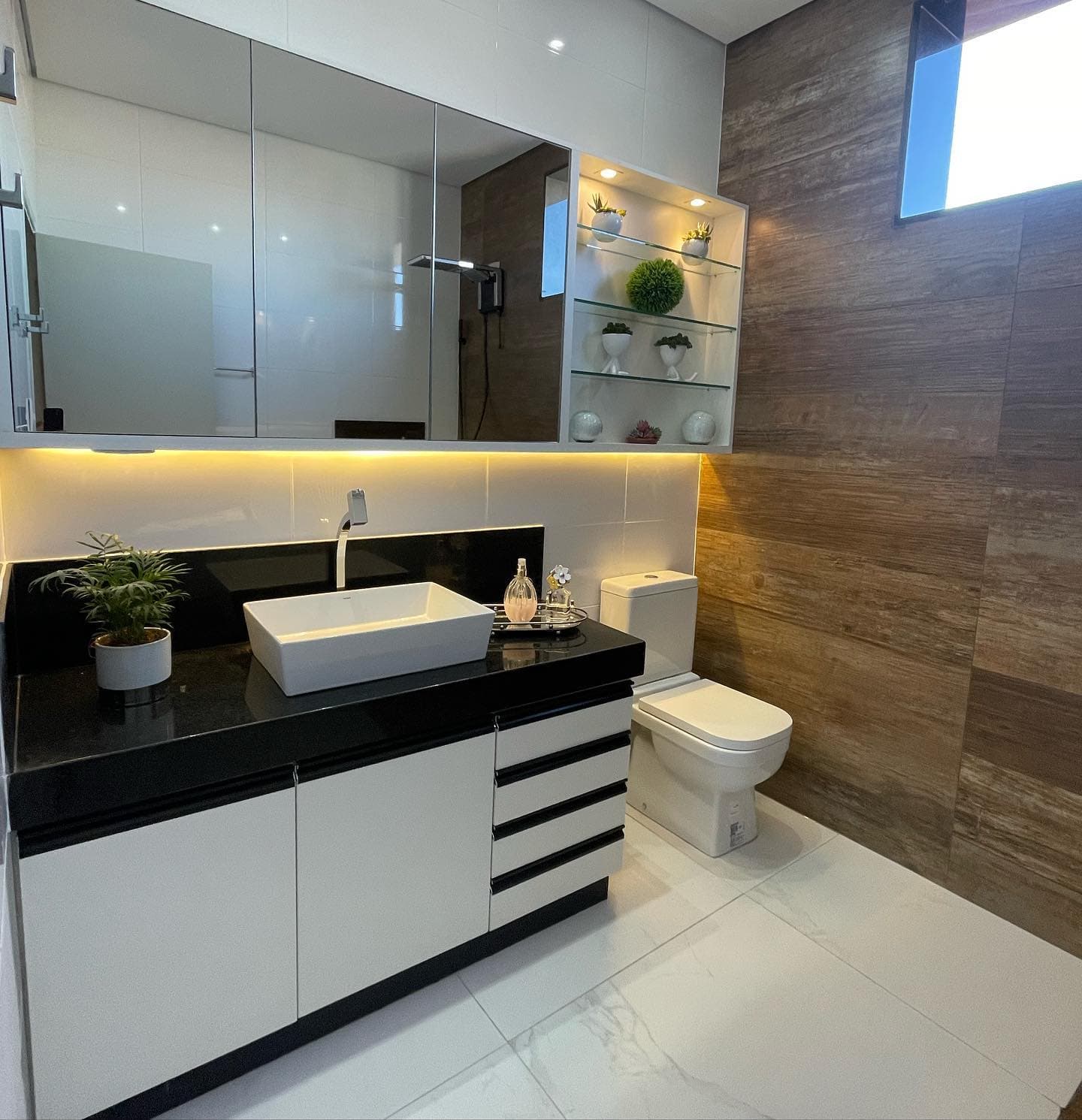 Design Moderno e Iluminado